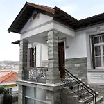 κομψό & πολυτελές νεοκλασικό στο κέντρο της πόλης