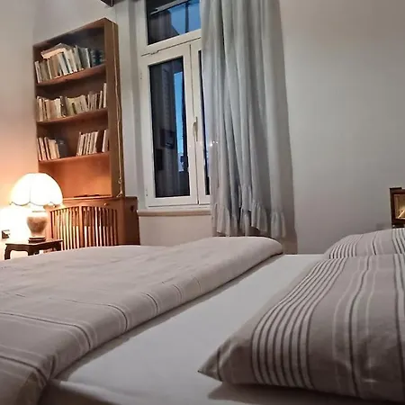 κομψό & πολυτελές νεοκλασικό στο κέντρο της πόλης Prázdninový dům Kastoria