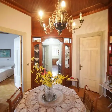 κομψό & πολυτελές νεοκλασικό στο κέντρο της πόλης Prázdninový dům Kastoria