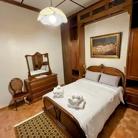 κομψό & πολυτελές νεοκλασικό στο κέντρο της πόλης * Kastoria