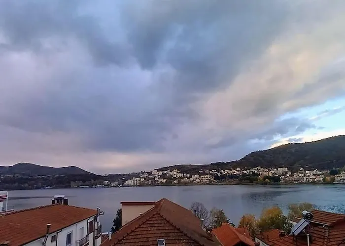 κομψό & πολυτελές νεοκλασικό στο κέντρο της πόλης