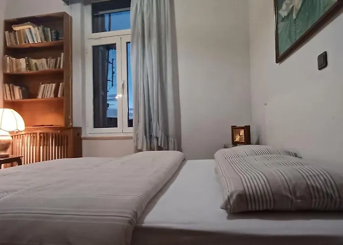 κομψό & πολυτελές νεοκλασικό στο κέντρο της πόλης *