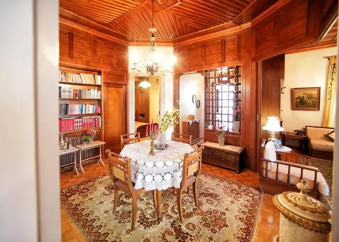 Hébergement de vacances κομψό & πολυτελές νεοκλασικό στο κέντρο της πόλης Kastoria